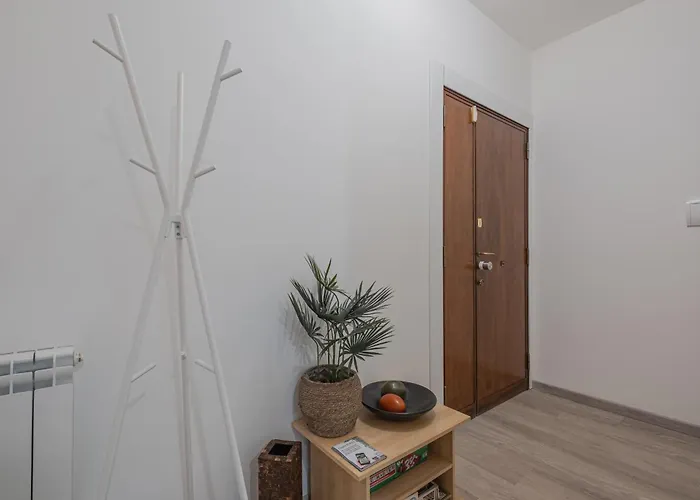 -10min Metro- Jonio Style Apartment